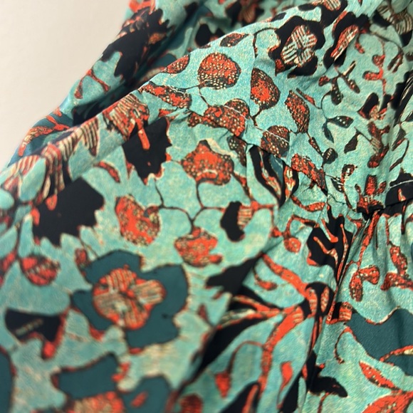 Phoebe Dress - Picture 7 of 9